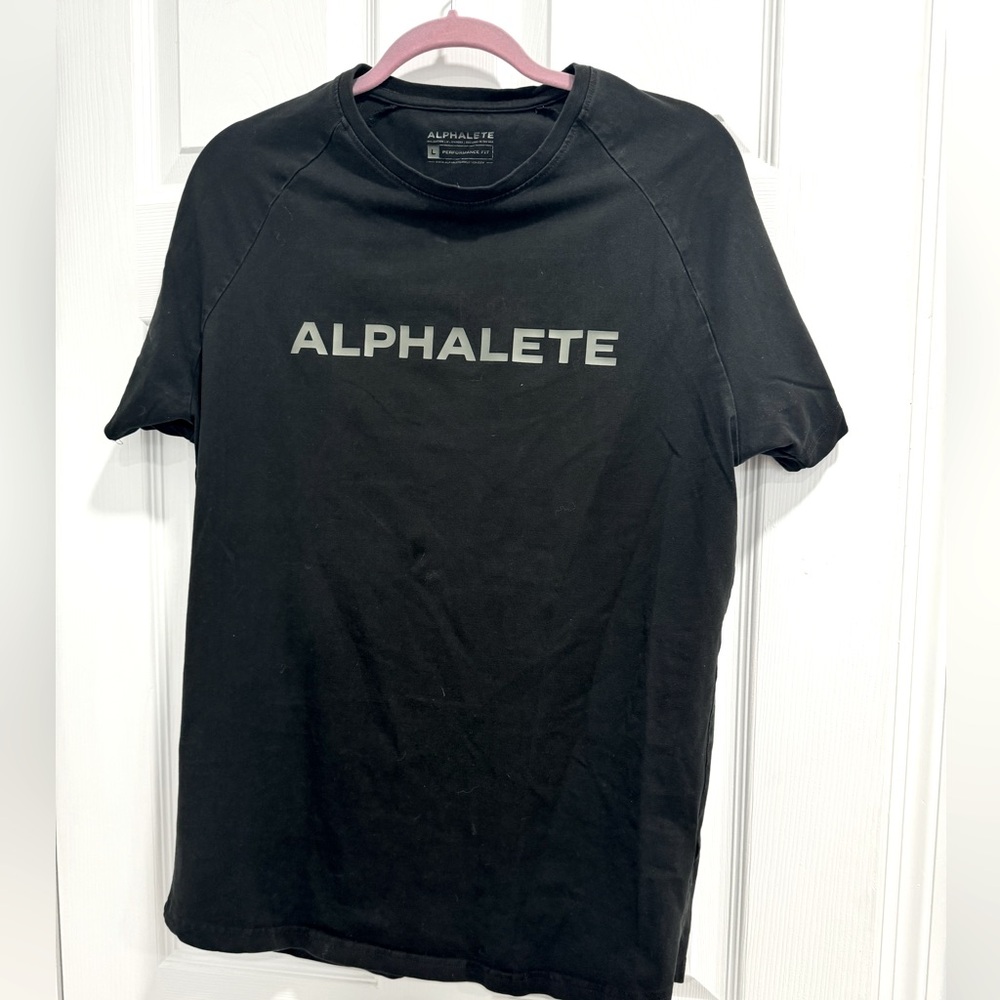 Alphalete tee Tshirt performance fit